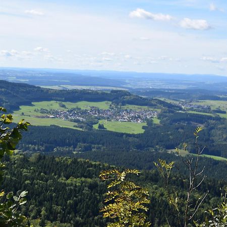 Fewo Mit Tollem Ausblick Auf Der Schwaebischen Alb. Wehingen Bagian luar foto